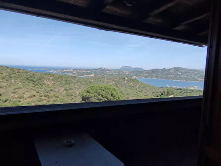 Immagine 29 di Appartamento in vendita  in VIALE CUGNANA VERDE n. 5-33 Piano 3 a Olbia