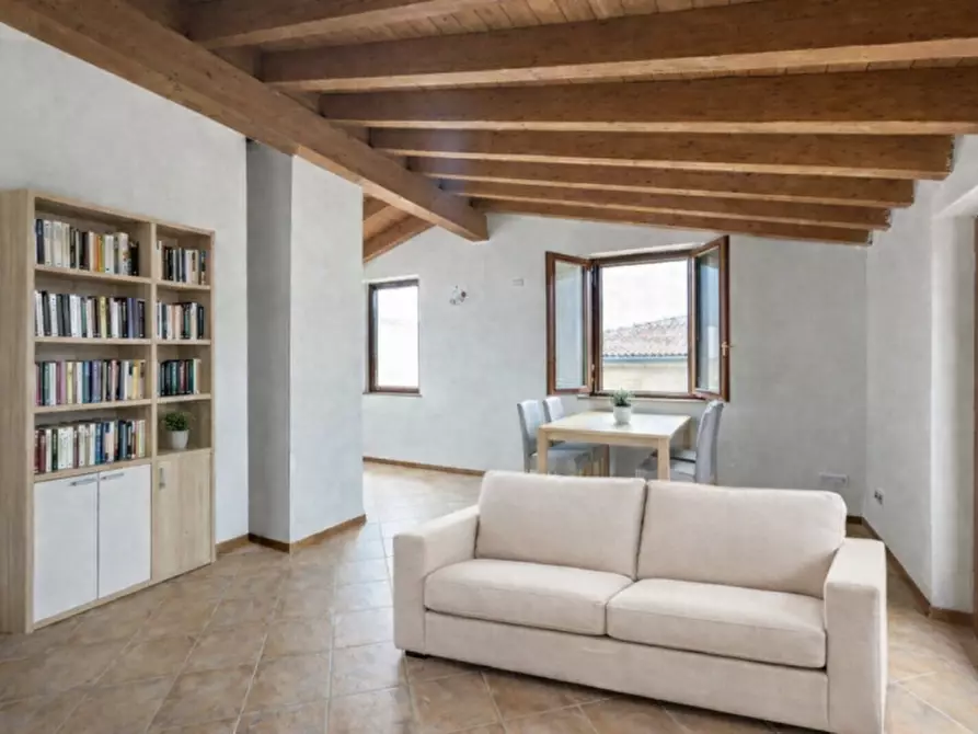 Immagine 4 di Attico in vendita  in Via Solferino a Castiglione Delle Stiviere