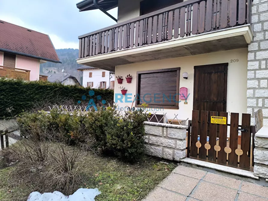 Immagine 13 di Appartamento in vendita  in Via Bosco a Asiago