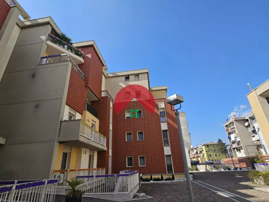 Immagine 2 di Appartamento in vendita  in Via Virgilio a Matera