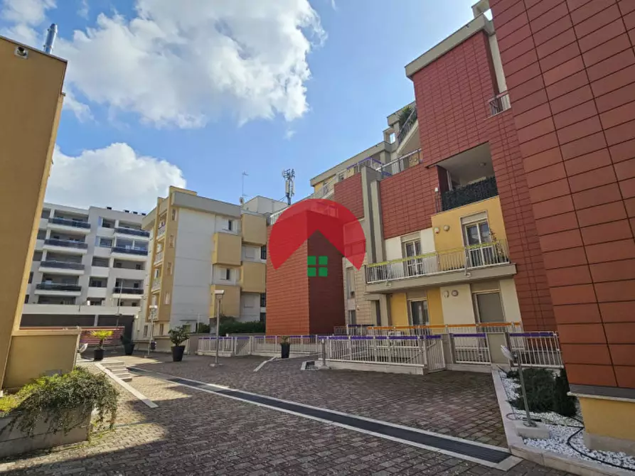 Immagine 6 di Appartamento in vendita  in Via Virgilio a Matera