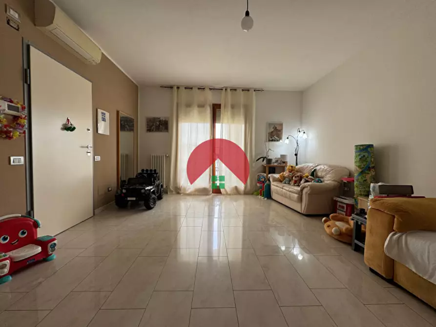 Immagine 8 di Appartamento in vendita  in Via Virgilio a Matera