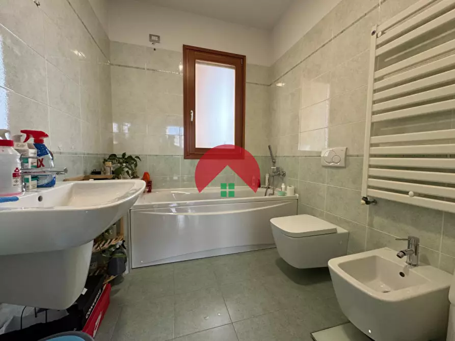 Immagine 22 di Appartamento in vendita  in Via Virgilio a Matera