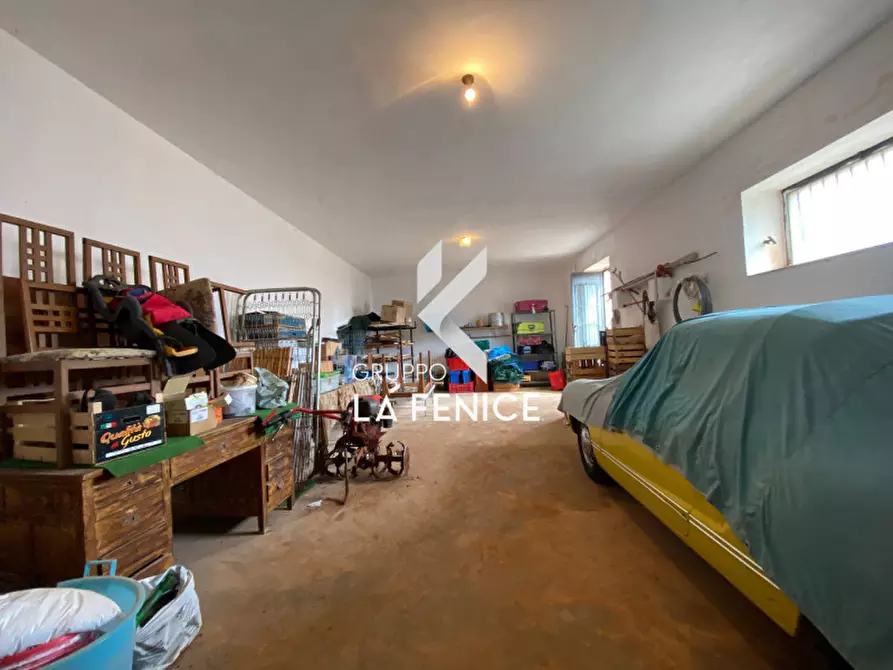 Immagine 32 di Rustico / casale in vendita  in contrada Monte a Cisternino