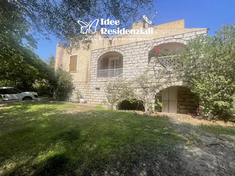 Immagine 2 di Villa in vendita  in Via Juanne Secche a Olbia