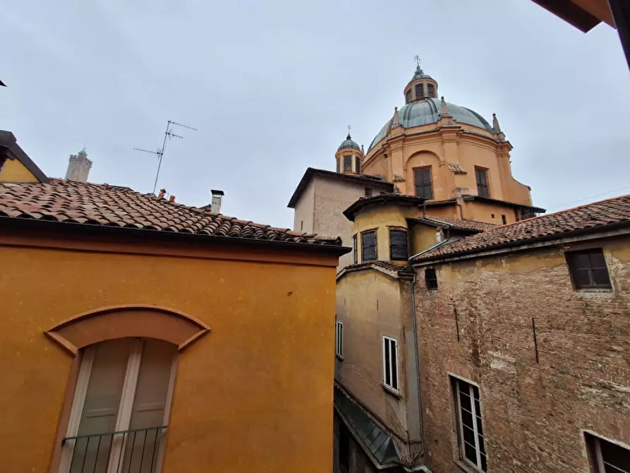 Immagine 1 di Appartamento in affitto  in via pescherie vecchie a Bologna