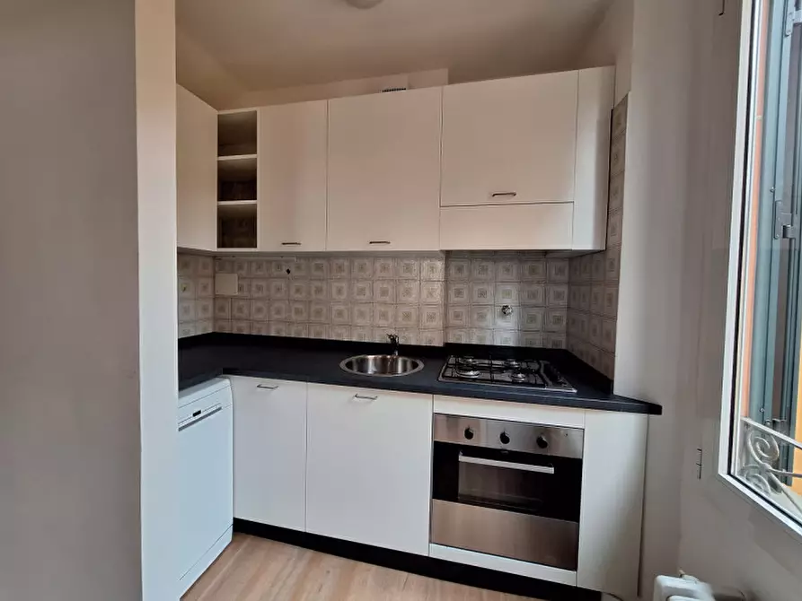 Immagine 5 di Appartamento in affitto  in via pescherie vecchie a Bologna