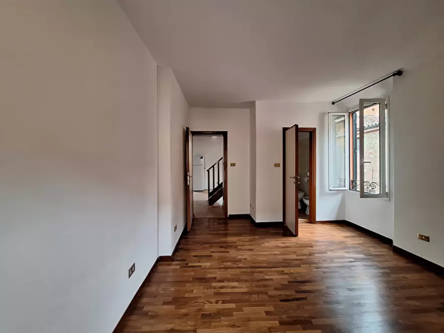 Immagine 9 di Appartamento in affitto  in via pescherie vecchie a Bologna