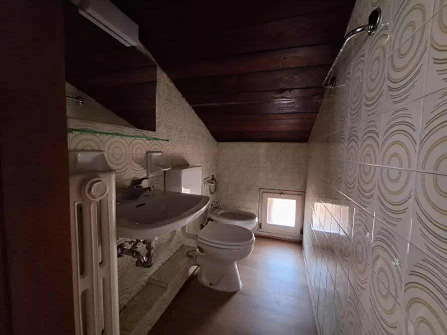 Immagine 17 di Appartamento in affitto  in via pescherie vecchie a Bologna