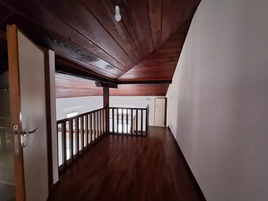 Immagine 19 di Appartamento in affitto  in via pescherie vecchie a Bologna