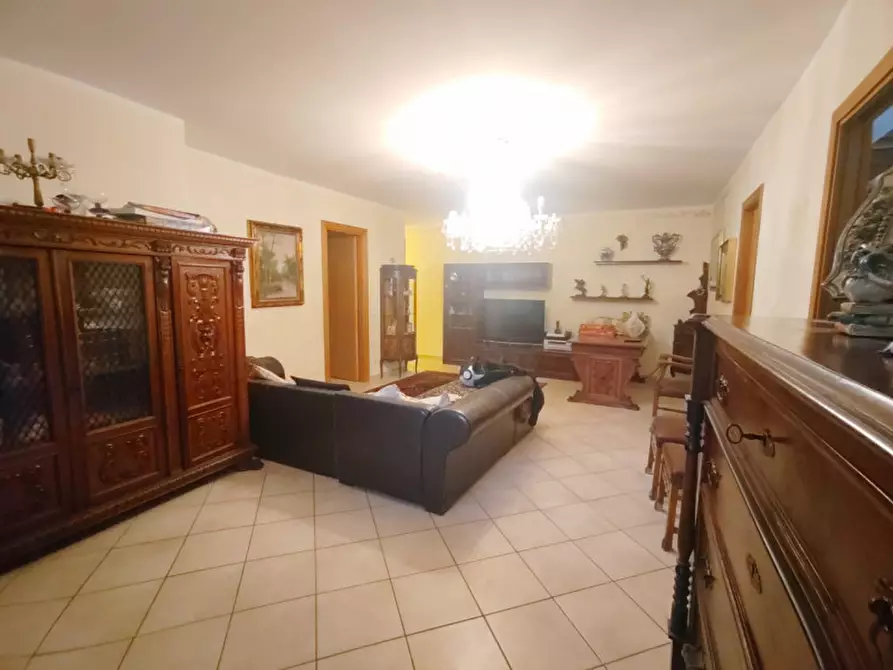 Immagine 10 di Appartamento in vendita  in VIA CAPPELLO a Monreale