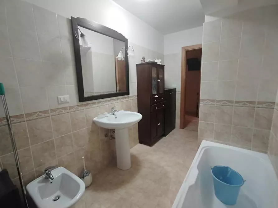 Immagine 15 di Appartamento in vendita  in VIA CAPPELLO a Monreale