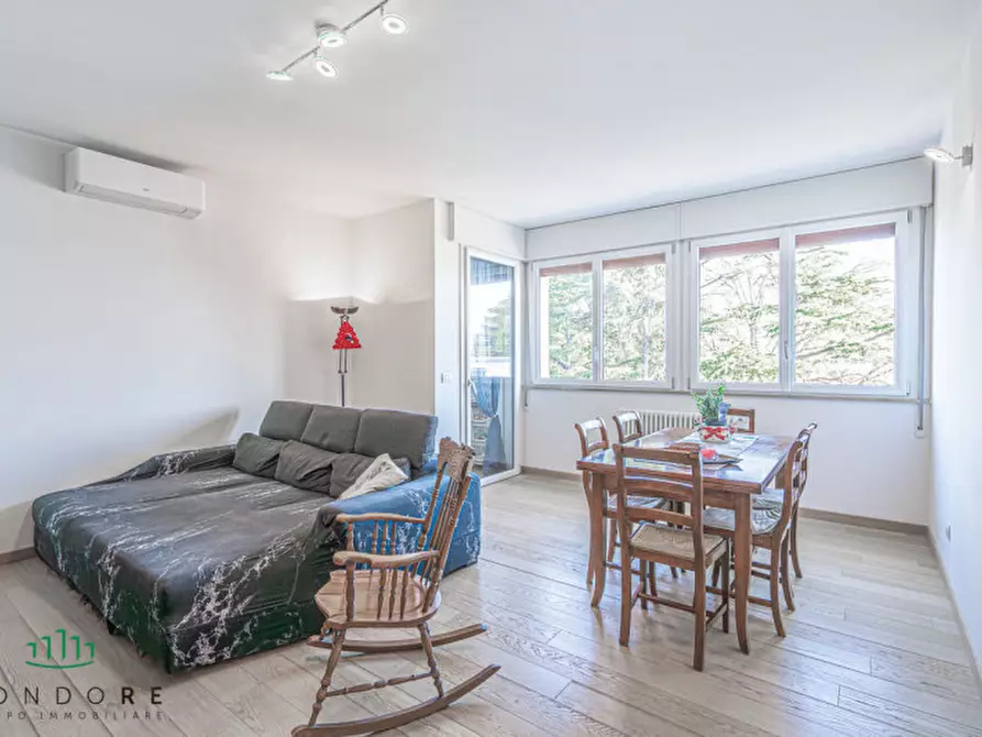 Immagine 2 di Appartamento in vendita  in Via Giulio Verne a Bologna