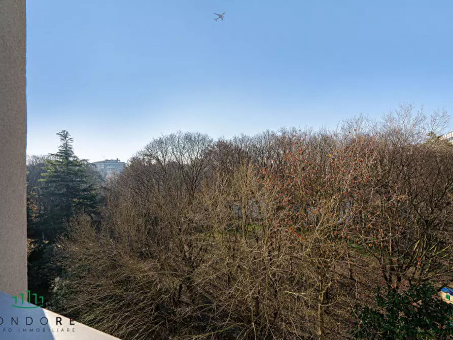 Immagine 26 di Appartamento in vendita  in Via Giulio Verne a Bologna