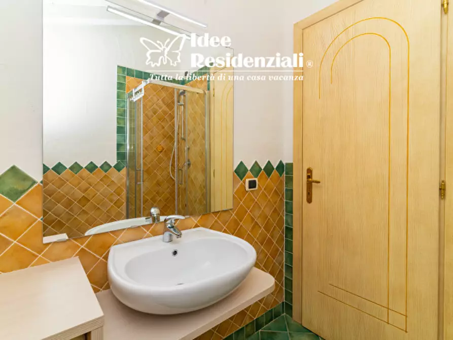 Immagine 24 di Attico in vendita  in via dunigheddu a Olbia