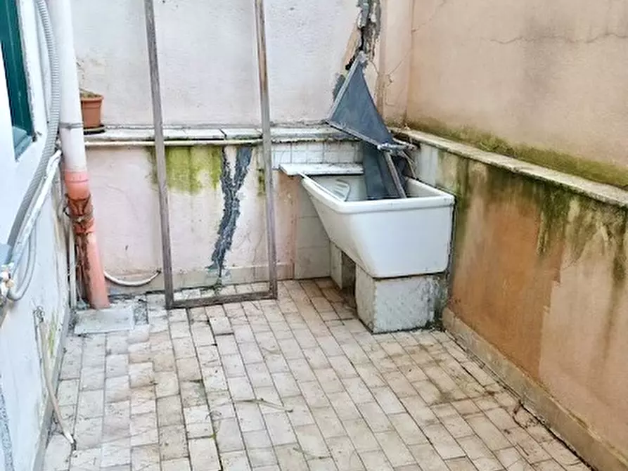 Immagine 7 di Appartamento in vendita  in VIA FIUMEFREDDO a Palermo