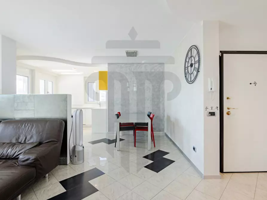 Immagine 11 di Attico in vendita  in Viale Druso 84 a Bolzano