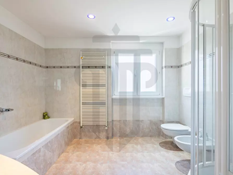 Immagine 33 di Attico in vendita  in Viale Druso 84 a Bolzano