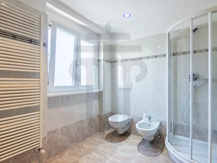 Immagine 35 di Attico in vendita  in Viale Druso 84 a Bolzano