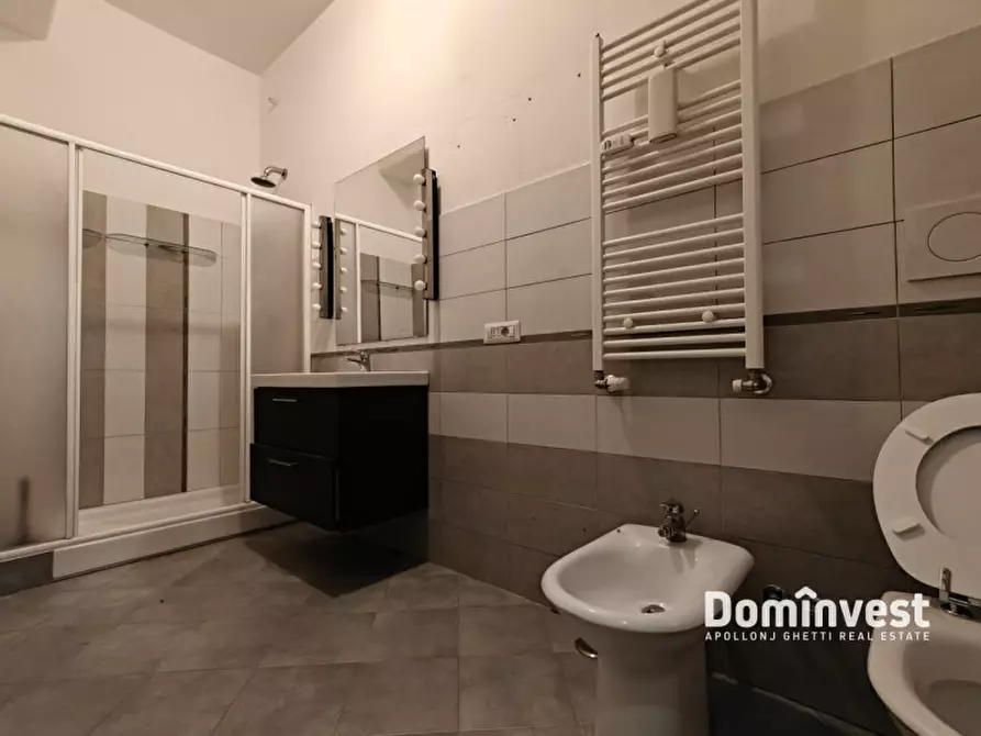 Immagine 10 di Appartamento in vendita  in Viale delle Medaglie d'Oro a Roma