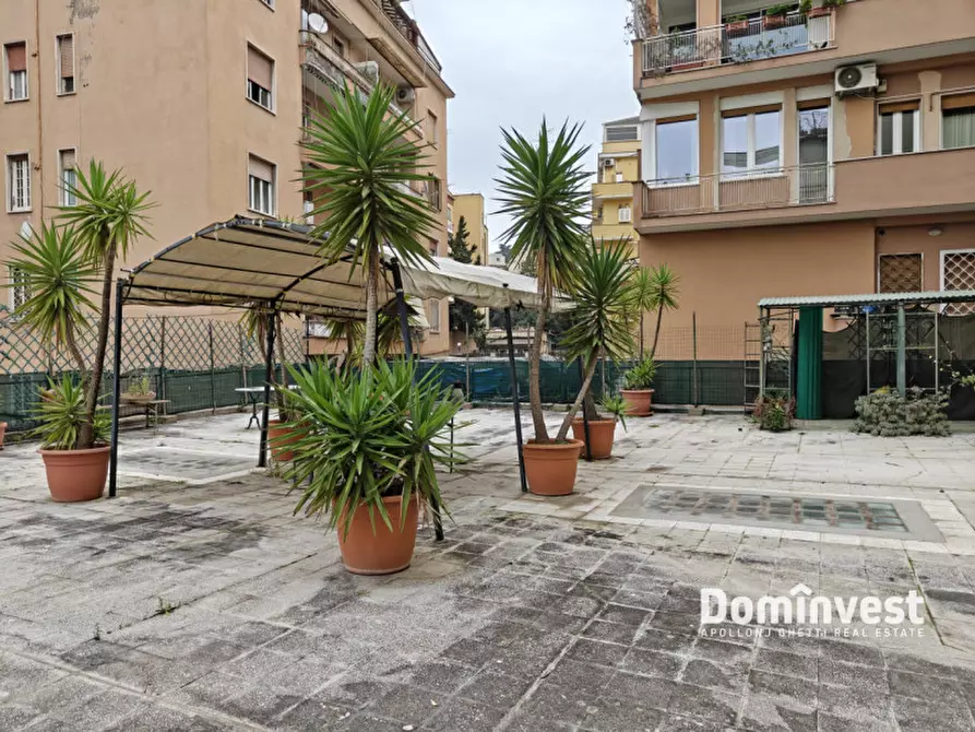 Immagine 27 di Appartamento in vendita  in Viale delle Medaglie d'Oro a Roma