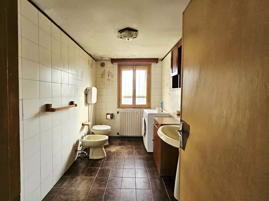 Immagine 10 di Casa indipendente in vendita  in Via Fratelli Bandiera a Solesino