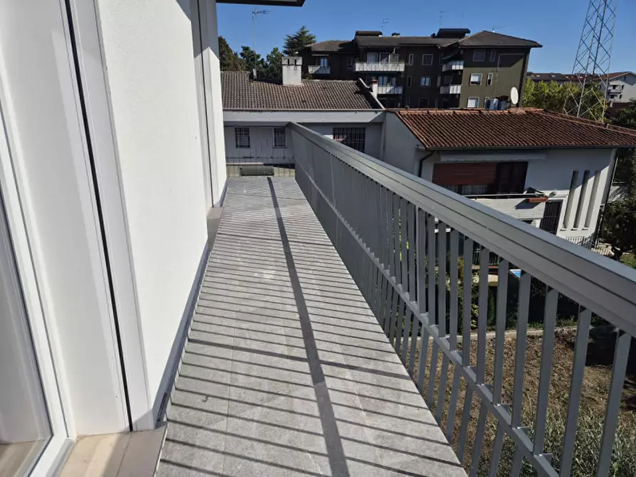 Immagine 3 di Casa bifamiliare in affitto  in Via Emanuele Filiberto di Savoia a Vicenza