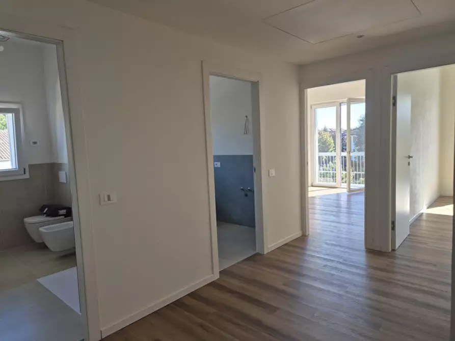 Immagine 5 di Casa bifamiliare in affitto  in Via Emanuele Filiberto di Savoia a Vicenza