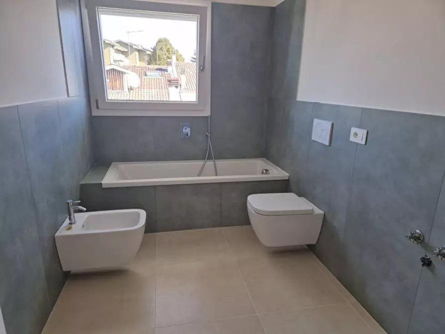 Immagine 8 di Casa bifamiliare in affitto  in Via Emanuele Filiberto di Savoia a Vicenza