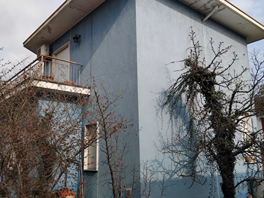 Immagine 1 di Casa indipendente in vendita  in Via Ugo Vallenari a Venezia