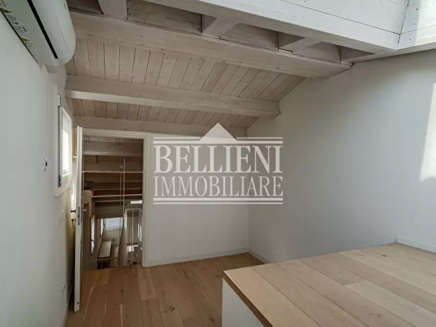 Immagine 13 di Attico in vendita  in Contra' Santa Barbara a Vicenza