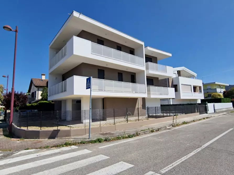 Immagine 3 di Attico in vendita  in Via Sandro Pertini a Rubano