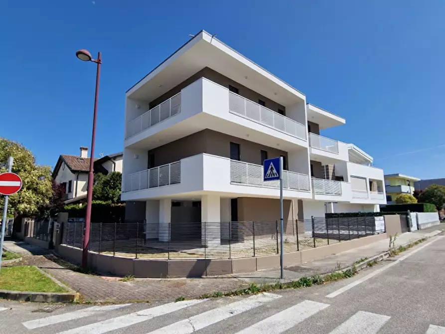 Immagine 4 di Attico in vendita  in Via Sandro Pertini a Rubano