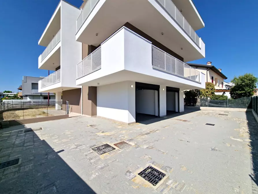 Immagine 48 di Attico in vendita  in Via Sandro Pertini a Rubano