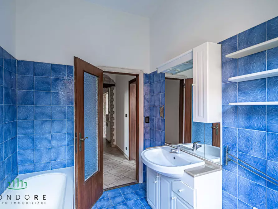 Immagine 18 di Appartamento in vendita  in Via Arbizzani a Calderara Di Reno