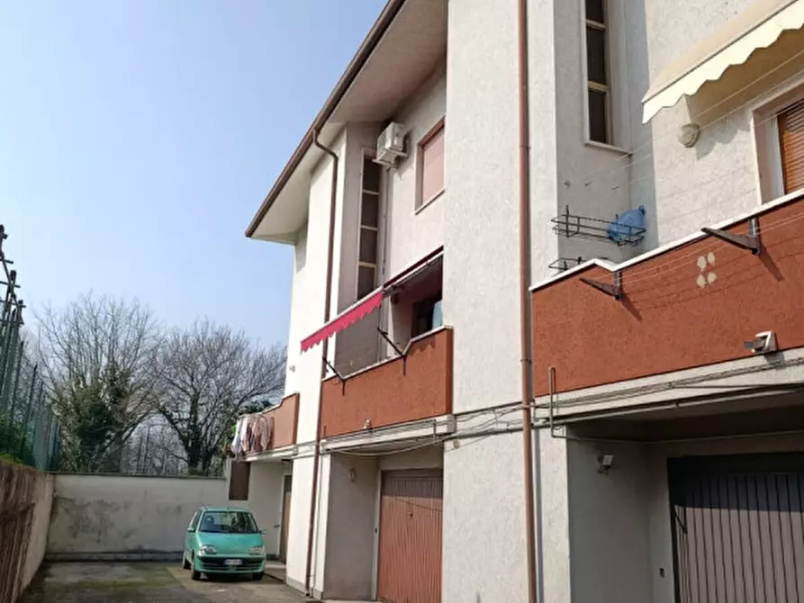 Immagine 9 di Villetta a schiera in vendita  in Via G.Matteotti, 5 a Borgo Veneto