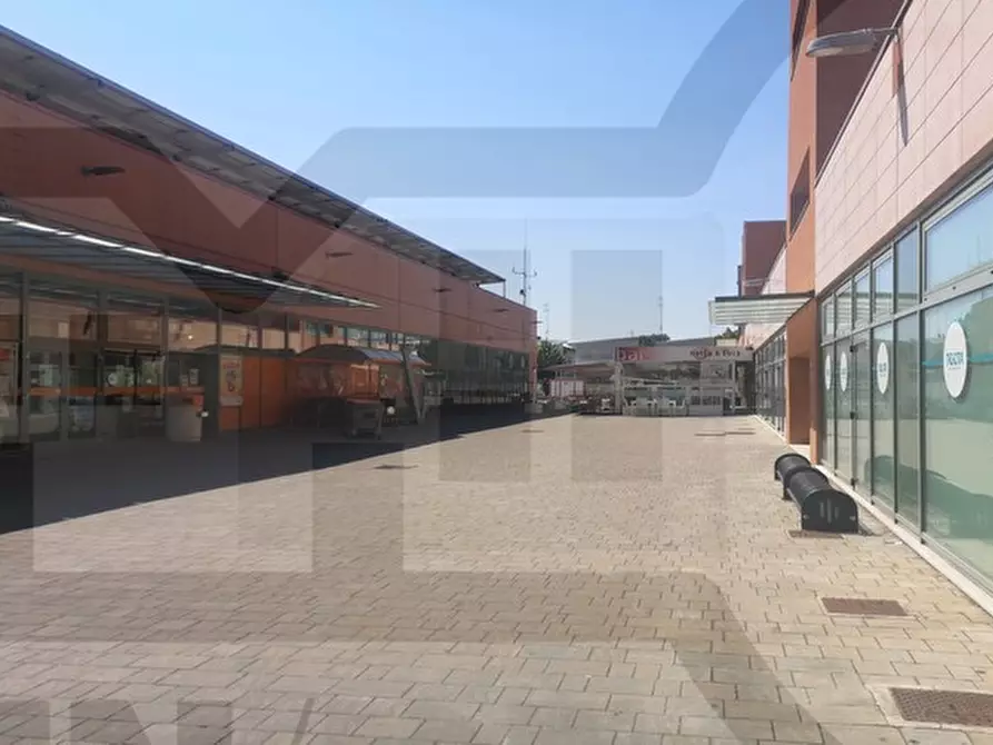 Immagine 3 di Ufficio in affitto  in Via La Fonte di Tiberio a Bagnacavallo