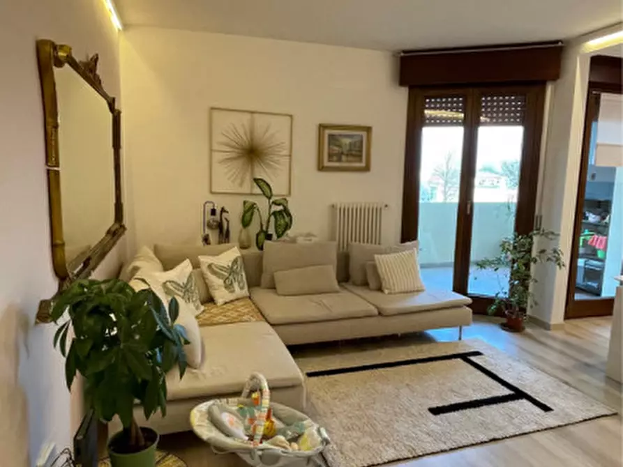 Immagine 11 di Appartamento in vendita  a Padova