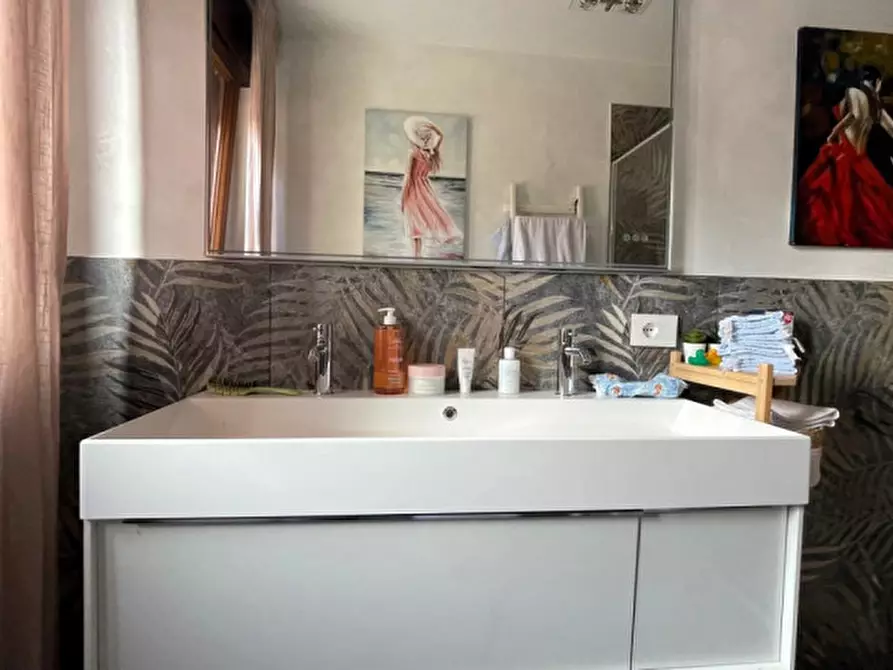 Immagine 33 di Appartamento in vendita  a Padova