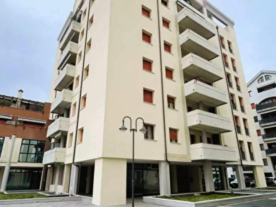 Immagine 43 di Appartamento in vendita  a Padova