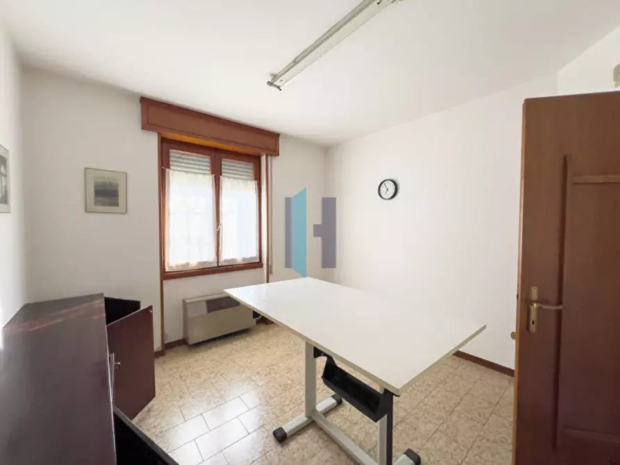 Immagine 12 di Appartamento in vendita  in VIA CASENUOVE a Acquafredda