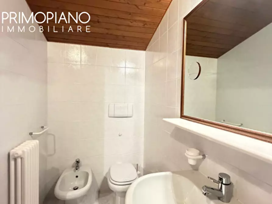 Immagine 17 di Bed & Breakfast in vendita  in Via Salé a Trento