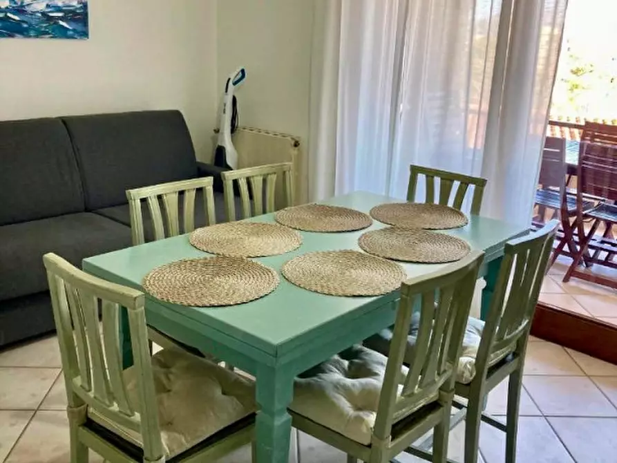 Immagine 3 di Appartamento in vendita  a Golfo Aranci