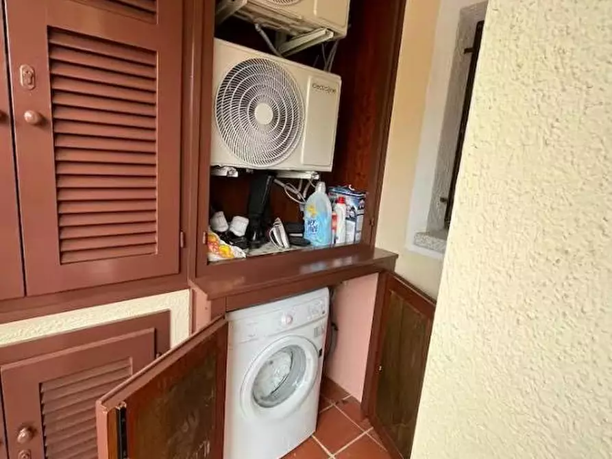 Immagine 10 di Appartamento in vendita  a Golfo Aranci