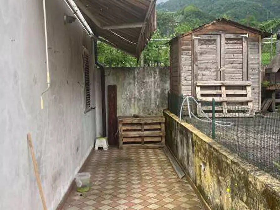 Immagine 10 di Appartamento in vendita  in Vicolo San Rocco n 6 - 24062 Costa Volpino (BG) a Costa Volpino