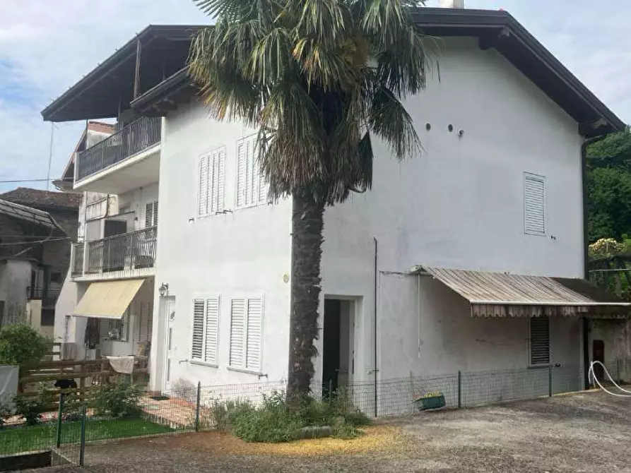 Immagine 12 di Appartamento in vendita  in Vicolo San Rocco n 6 - 24062 Costa Volpino (BG) a Costa Volpino