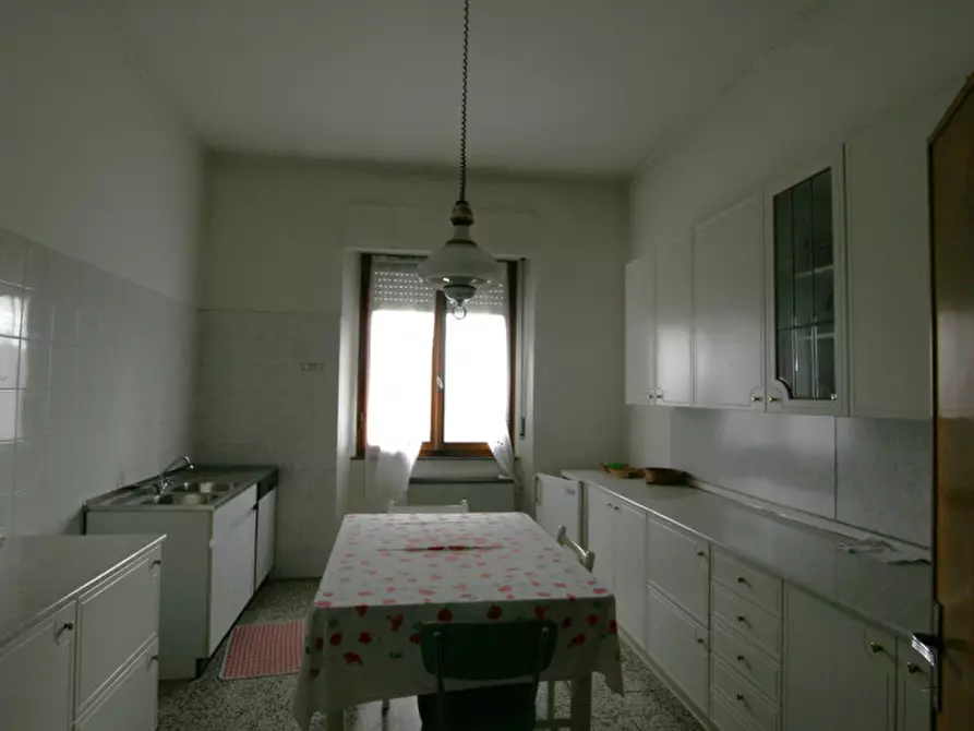 Immagine 4 di Appartamento in vendita  a Sinalunga