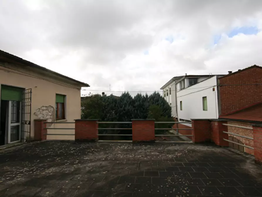 Immagine 14 di Appartamento in vendita  a Sinalunga