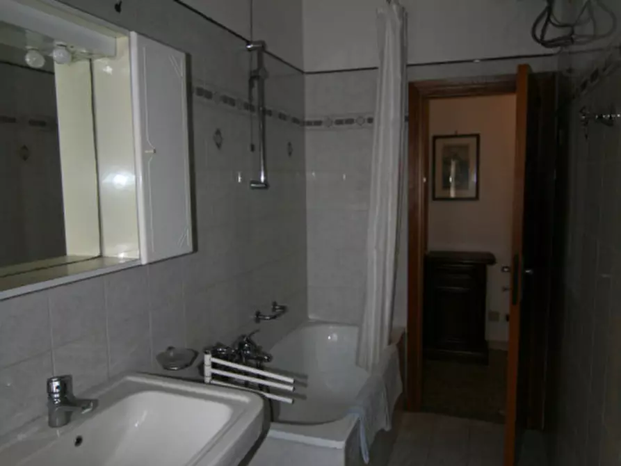 Immagine 7 di Appartamento in vendita  a Sinalunga