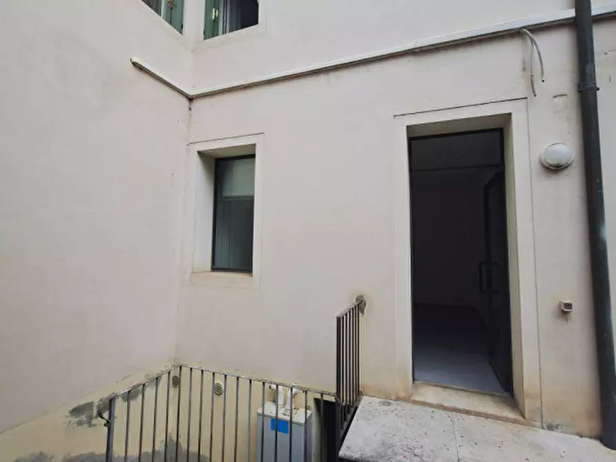 Immagine 1 di Ufficio in affitto  in contrà Pedemuro San Biagio a Vicenza